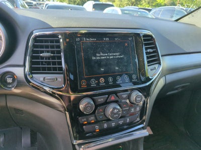 2020 Jeep Grand Cherokee Laredo