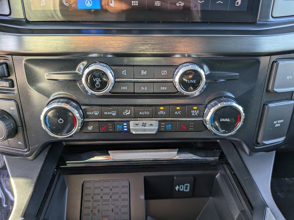 2024 Ford F-350SD Lariat