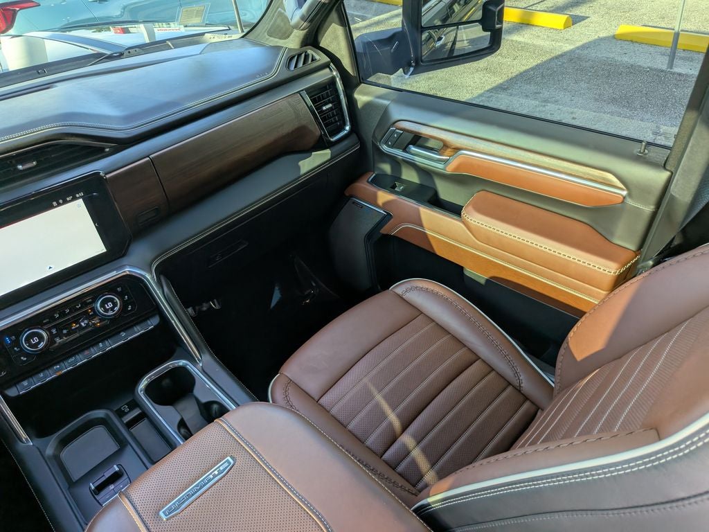 2024 GMC Sierra 3500HD Denali Ultimate