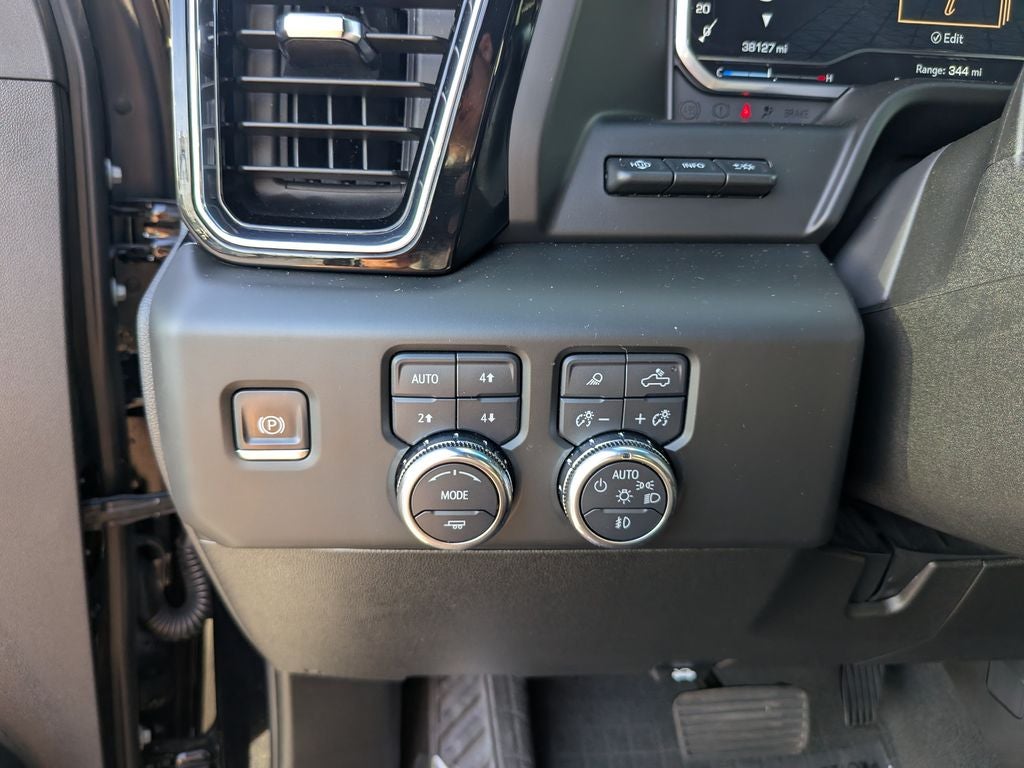 2024 GMC Sierra 3500HD Denali Ultimate