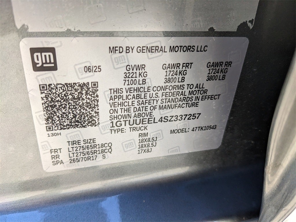 2025 GMC Sierra 1500 AT4