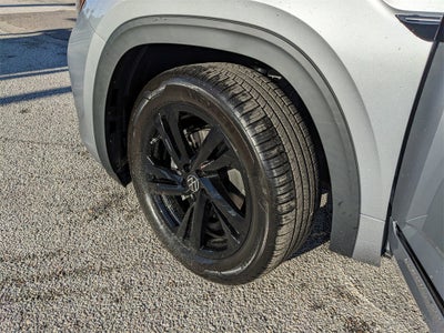 2026 Volkswagen Atlas Cross Sport 2.0T SEL R-Line Black