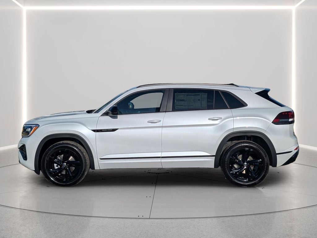2026 Volkswagen Atlas Cross Sport 2.0T SEL R-Line Black