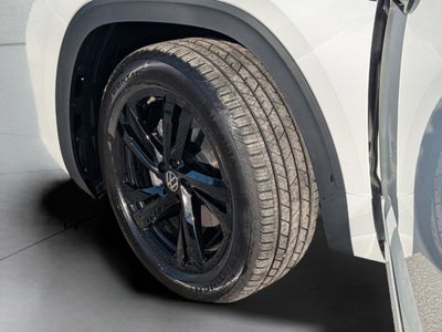 2026 Volkswagen Atlas Cross Sport 2.0T SEL R-Line Black