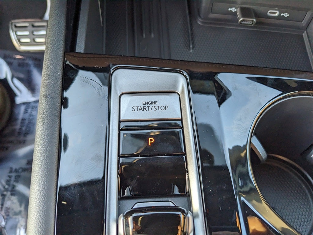 2026 Volkswagen Atlas Cross Sport 2.0T SEL R-Line Black