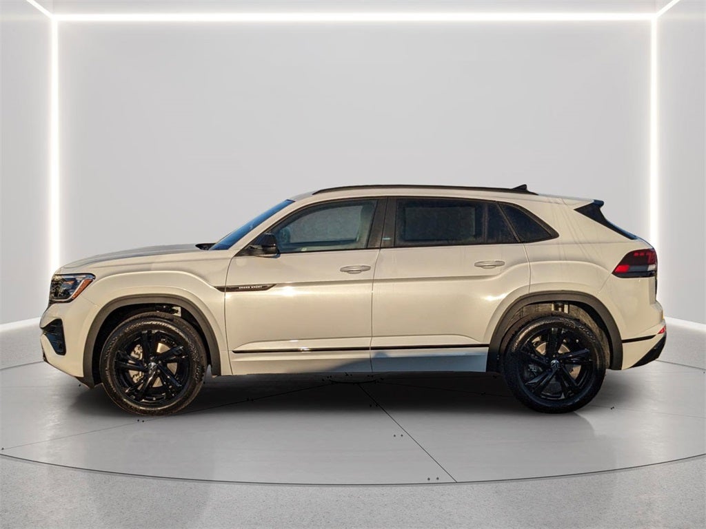 2026 Volkswagen Atlas Cross Sport 2.0T SEL R-Line Black
