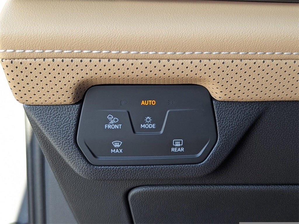 2026 Volkswagen Atlas Cross Sport 2.0T SEL R-Line Black