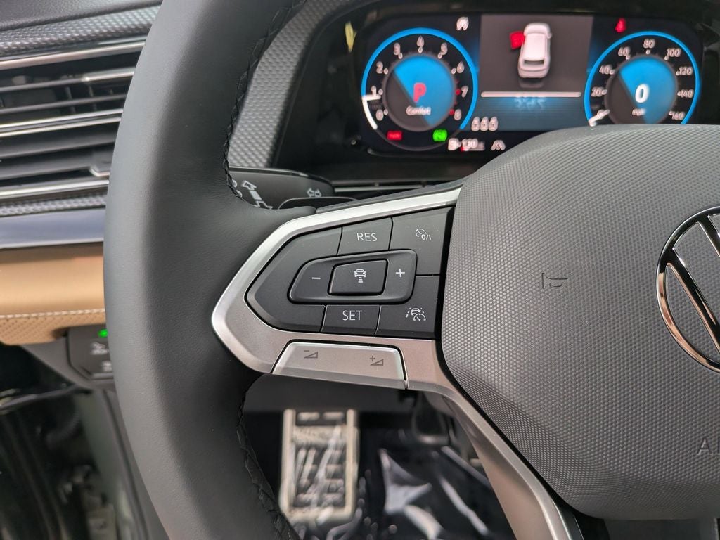 2026 Volkswagen Atlas Cross Sport 2.0T SEL R-Line Black