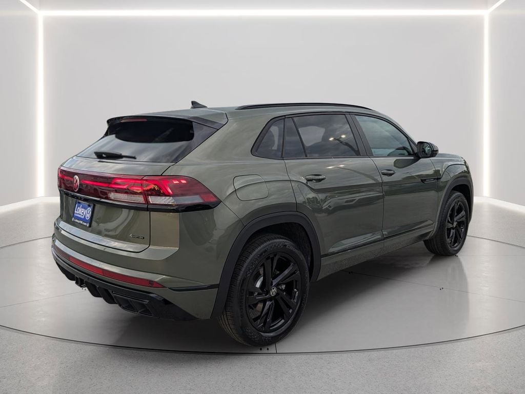 2026 Volkswagen Atlas Cross Sport 2.0T SEL R-Line Black