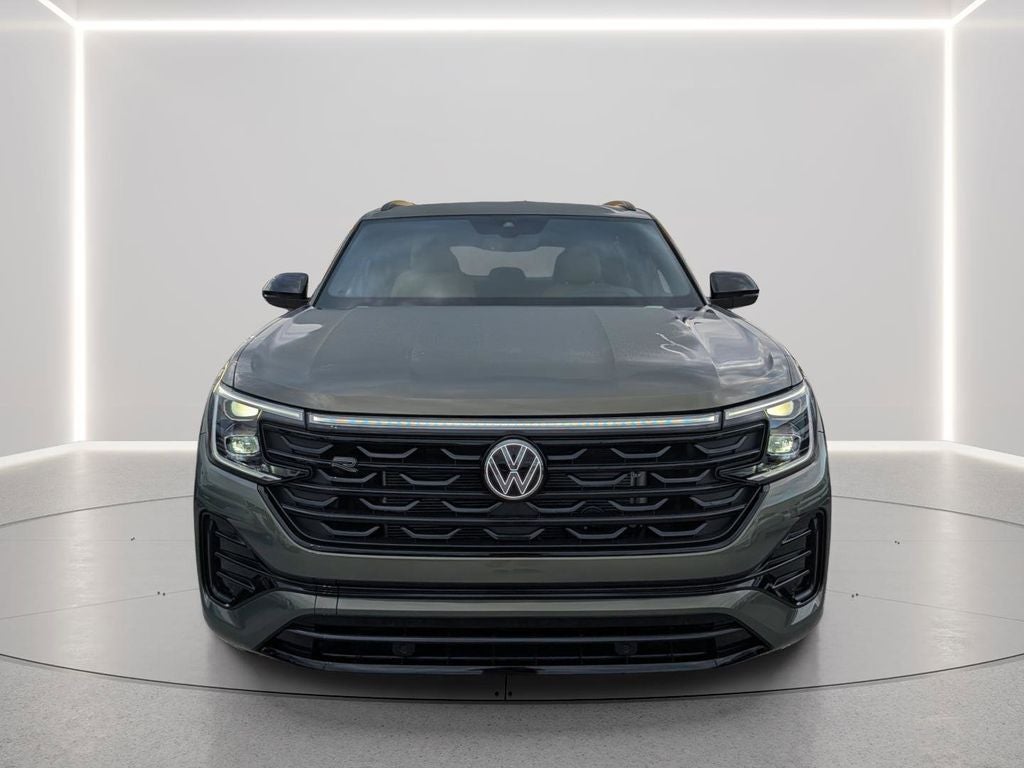 2026 Volkswagen Atlas Cross Sport 2.0T SEL R-Line Black