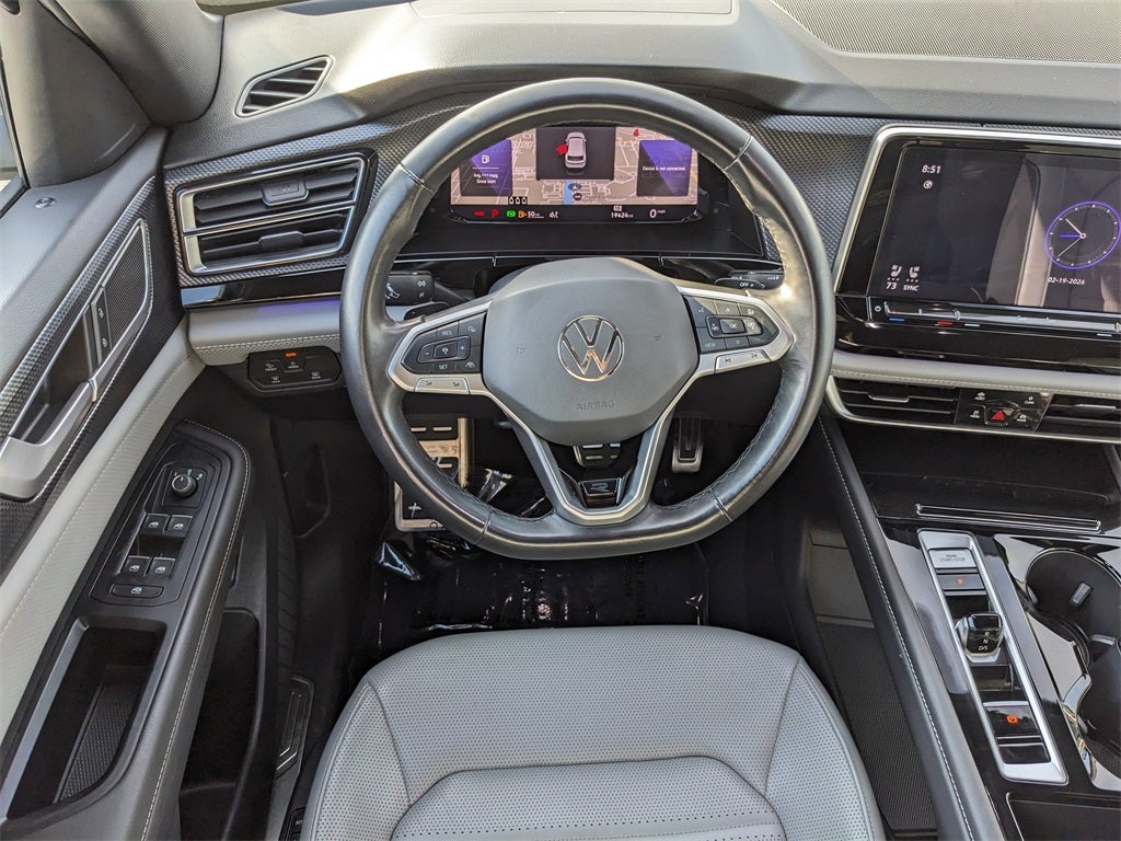 2025 Volkswagen Atlas Cross Sport 2.0T SEL R-Line Black