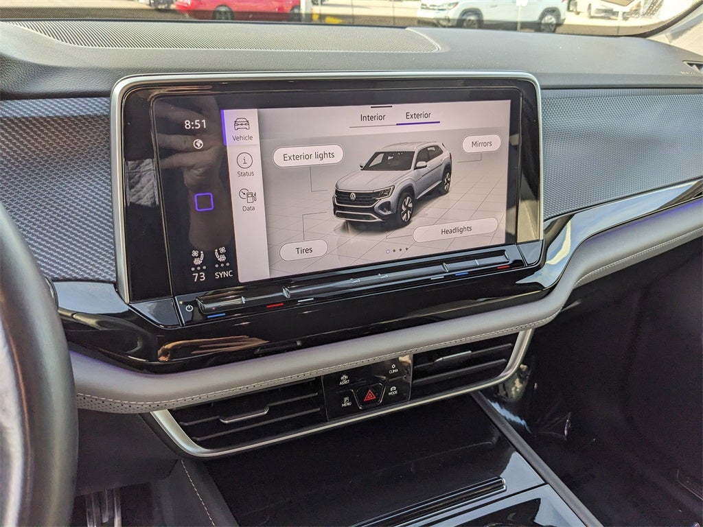 2025 Volkswagen Atlas Cross Sport 2.0T SEL R-Line Black