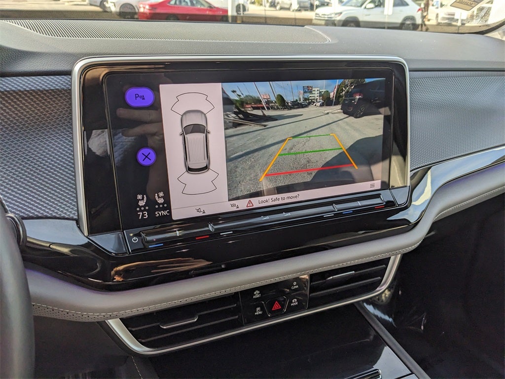 2025 Volkswagen Atlas Cross Sport 2.0T SEL R-Line Black