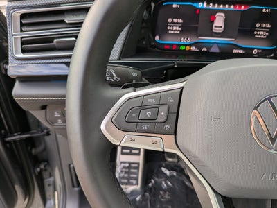 2024 Volkswagen Atlas Cross Sport 2.0T SEL R-Line