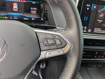 2024 Volkswagen Atlas Cross Sport 2.0T SEL R-Line
