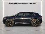 2025 Volkswagen Atlas Cross Sport 2.0T SEL R-Line Black