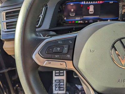 2024 Volkswagen Atlas Cross Sport 2.0T SEL R-Line