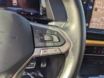 2024 Volkswagen Atlas Cross Sport 2.0T SEL R-Line