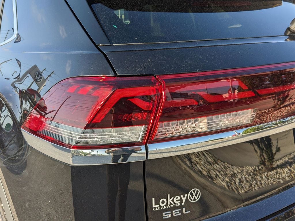 2024 Volkswagen Atlas Cross Sport 2.0T SEL R-Line