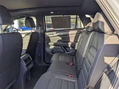 2025 Volkswagen Atlas Cross Sport 2.0T SEL R-Line Black