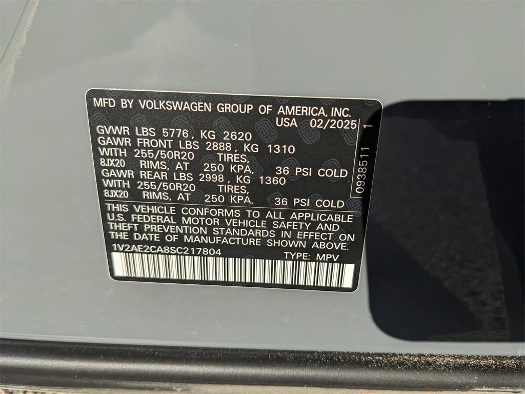 2025 Volkswagen Atlas Cross Sport 2.0T SEL R-Line Black