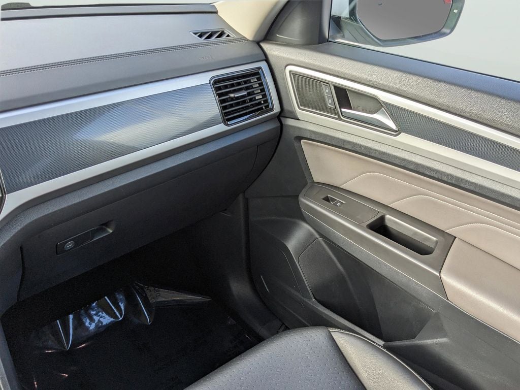 2022 Volkswagen Atlas 3.6L V6 SEL R-Line