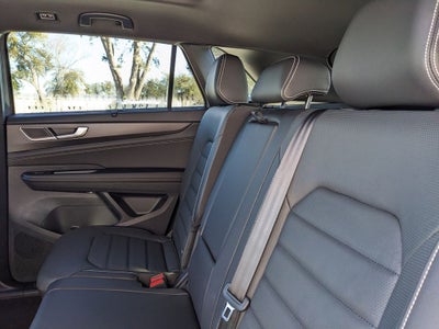 2026 Volkswagen Atlas Cross Sport 2.0T SEL