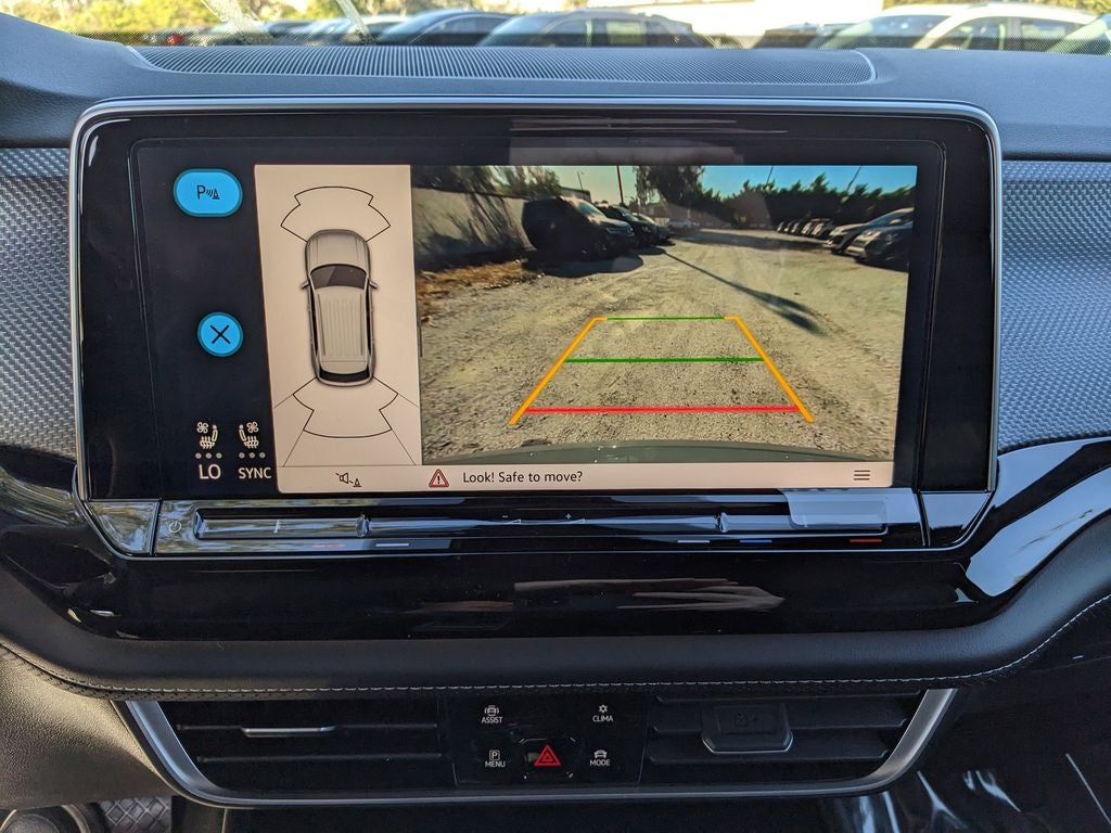 2026 Volkswagen Atlas Cross Sport 2.0T SEL