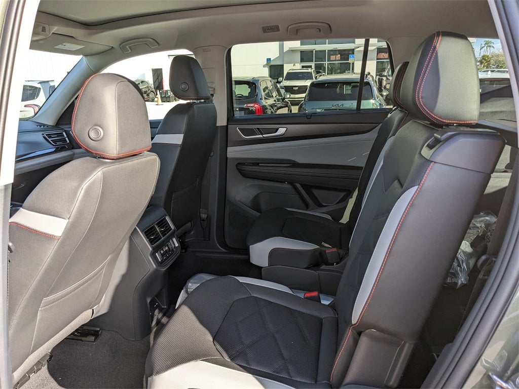 2026 Volkswagen Atlas 2.0T Peak Edition