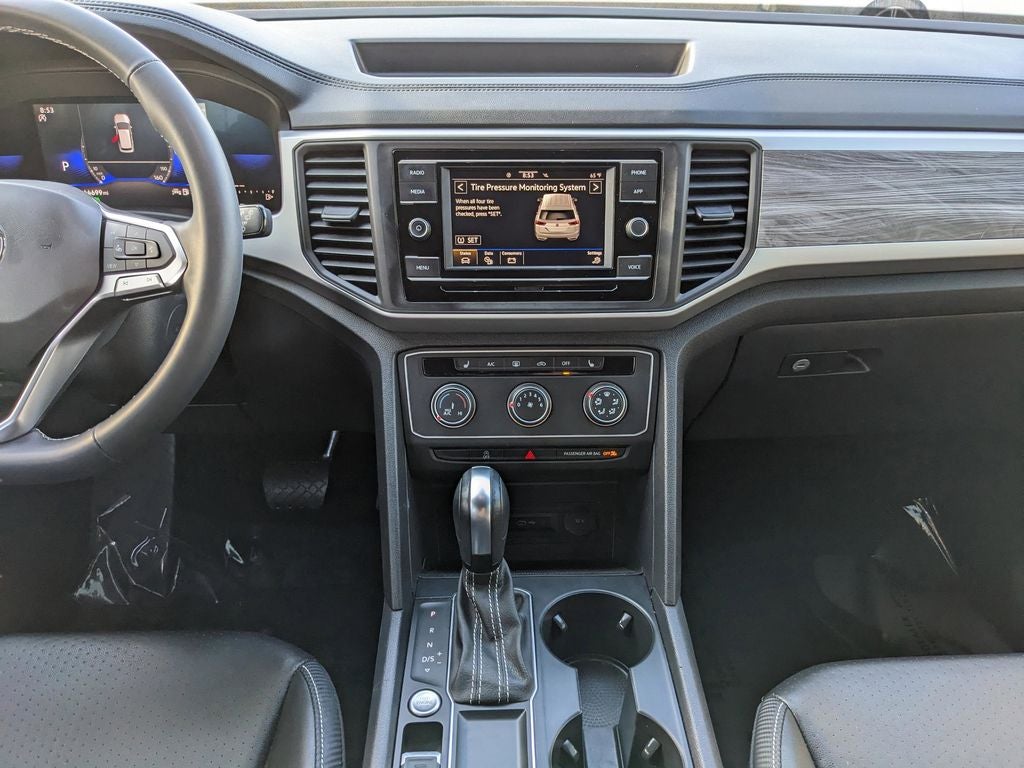 2022 Volkswagen Atlas Cross Sport 2.0T SE