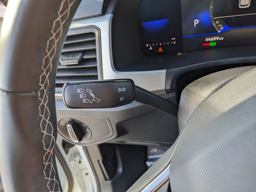 2022 Volkswagen Atlas Cross Sport 2.0T SE