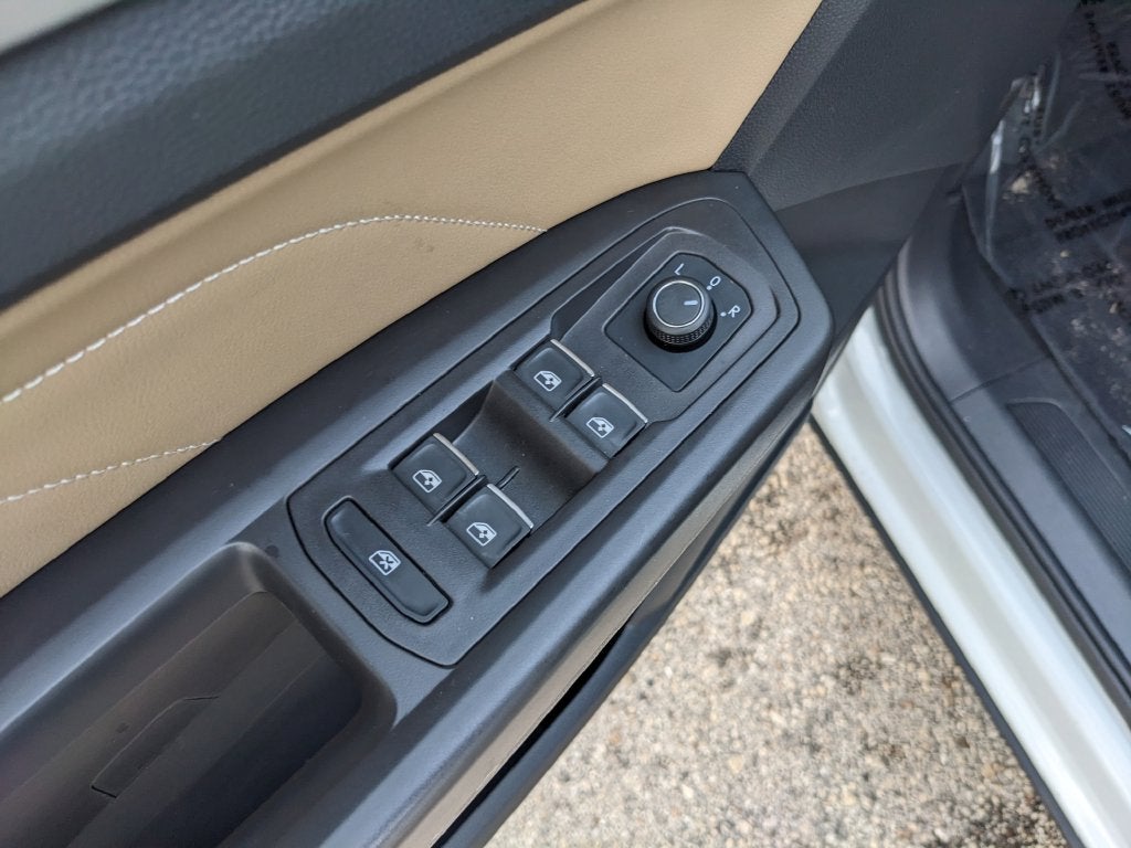 2023 Volkswagen Atlas Cross Sport 2.0T SE