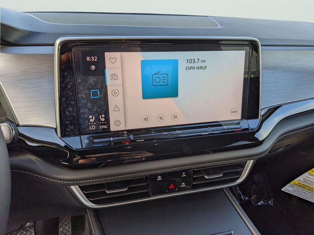 2026 Volkswagen Atlas Cross Sport 2.0T SE