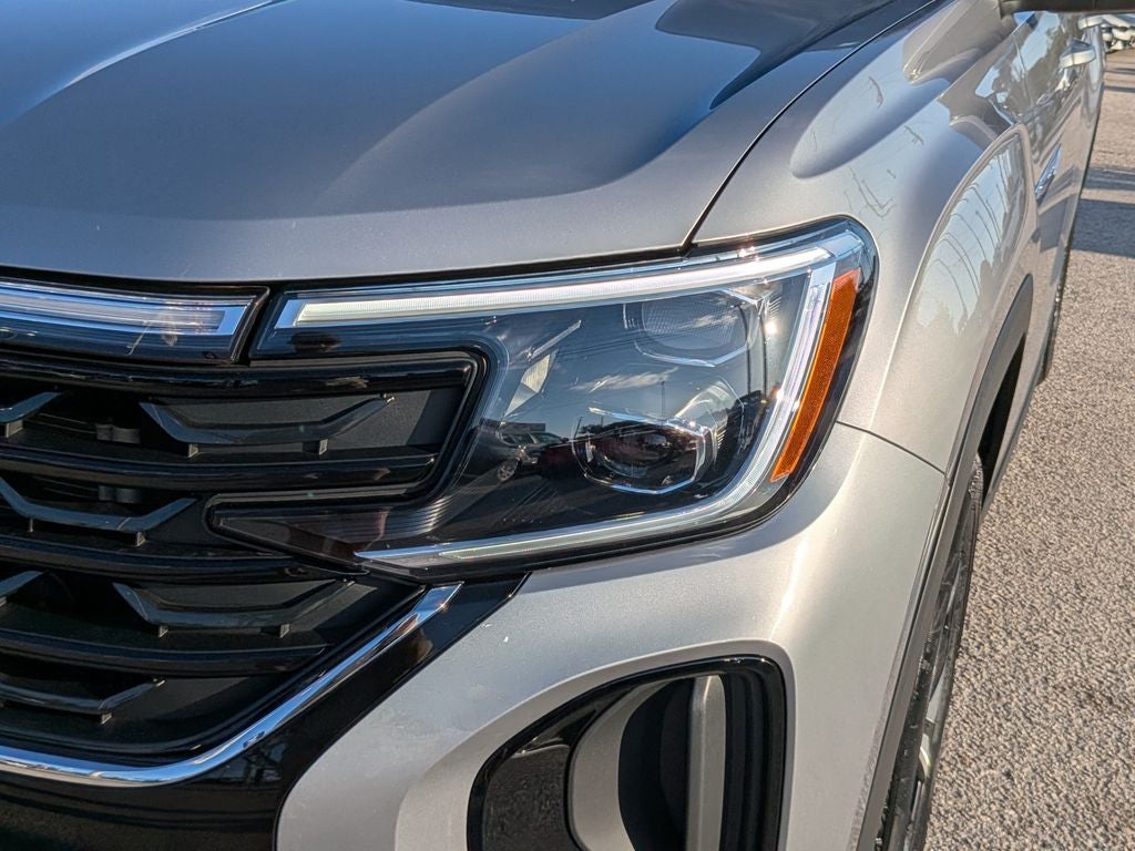2025 Volkswagen Atlas Cross Sport 2.0T SE