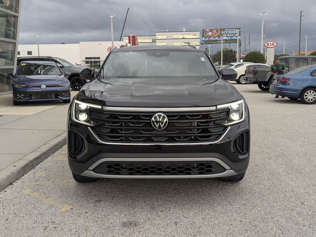 2025 Volkswagen Atlas Cross Sport 2.0T SE