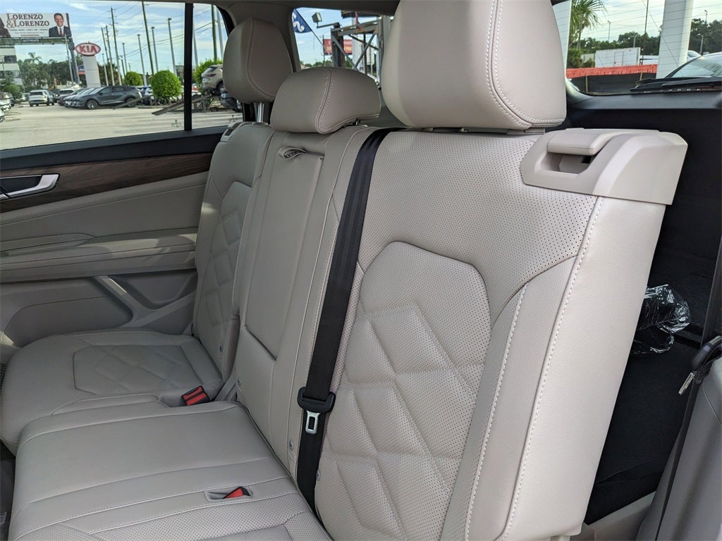 2026 Volkswagen Atlas 2.0T SE