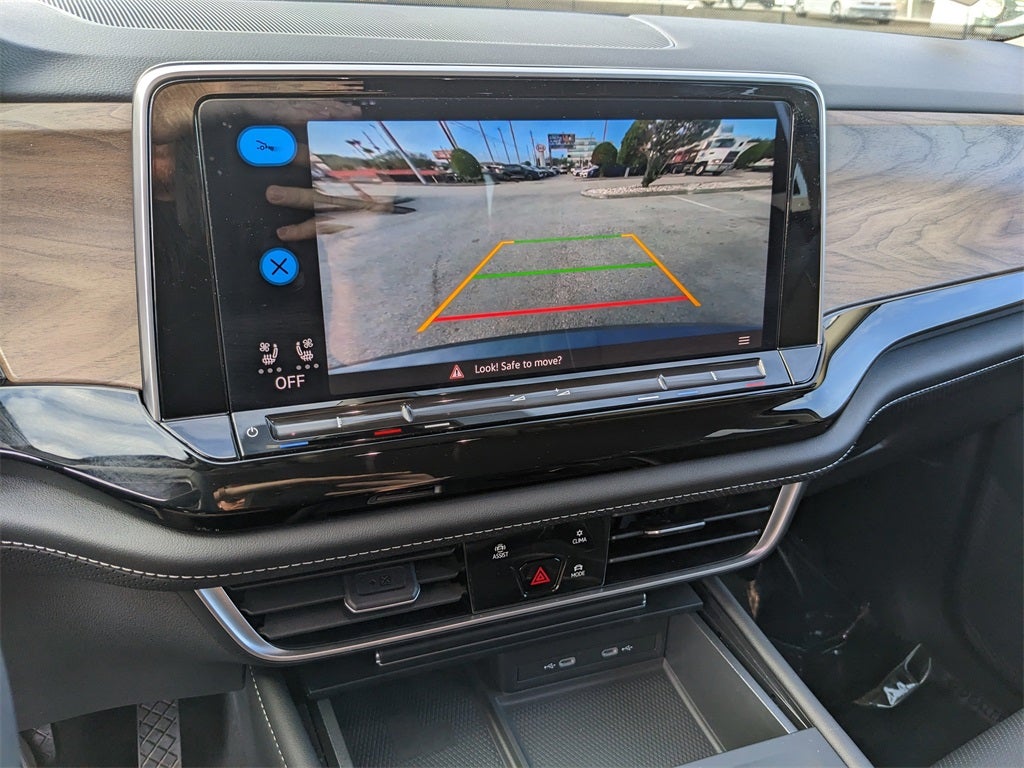 2024 Volkswagen Atlas 2.0T SE