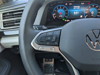 2026 Volkswagen Atlas Cross Sport 2.0T SEL Premium R-Line