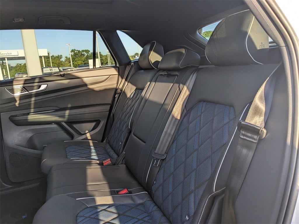 2026 Volkswagen Atlas Cross Sport 2.0T SEL Premium R-Line