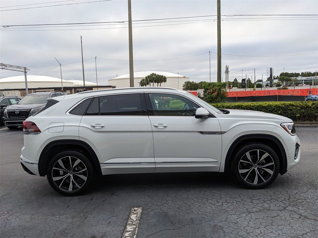 2026 Volkswagen Atlas Cross Sport 2.0T SEL Premium R-Line