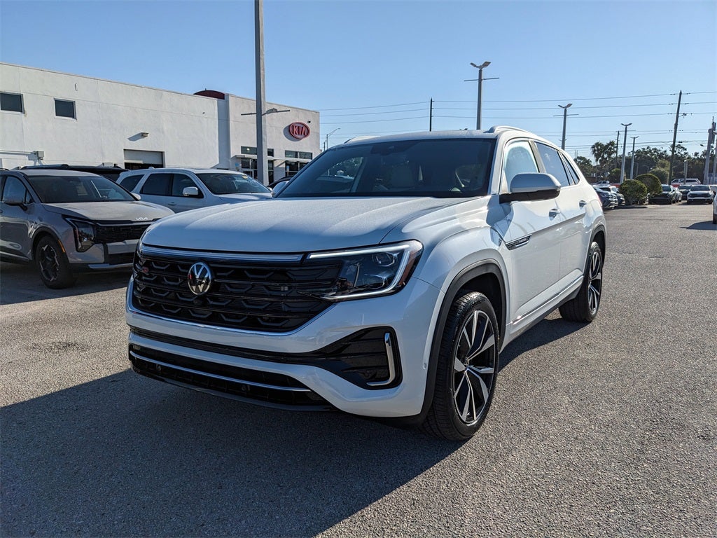2026 Volkswagen Atlas Cross Sport 2.0T SEL Premium R-Line