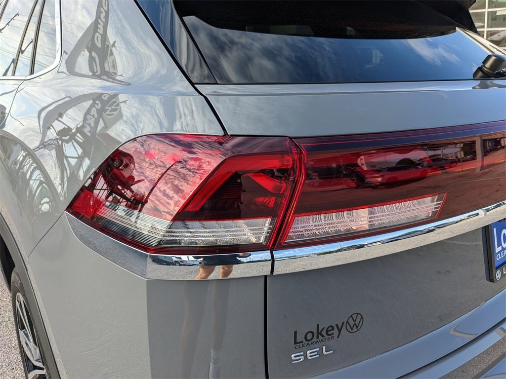 2026 Volkswagen Atlas Cross Sport 2.0T SEL Premium R-Line