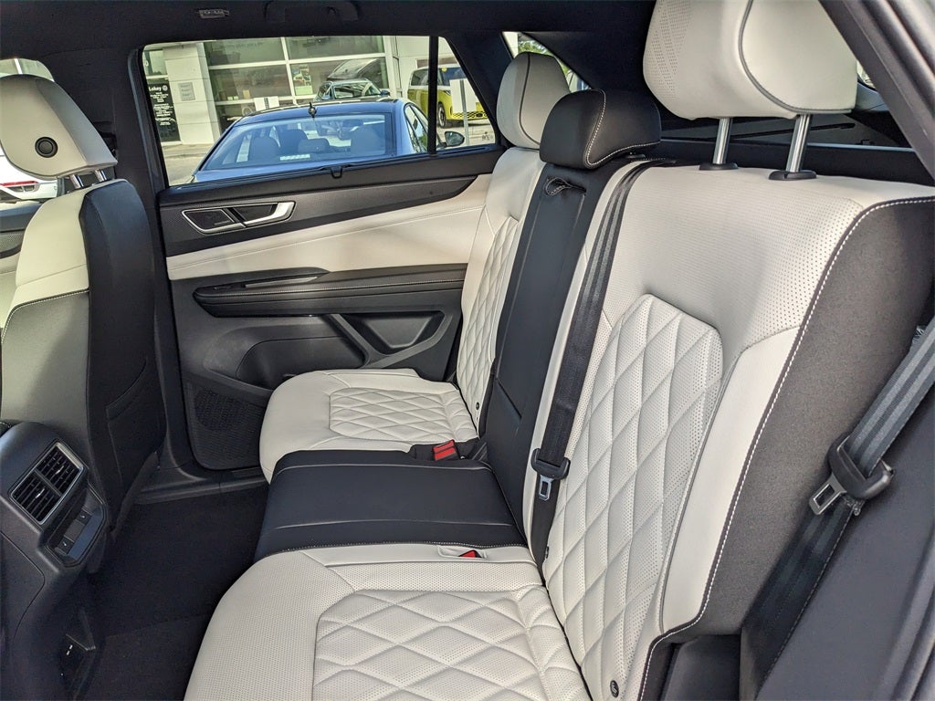 2026 Volkswagen Atlas Cross Sport 2.0T SEL Premium R-Line