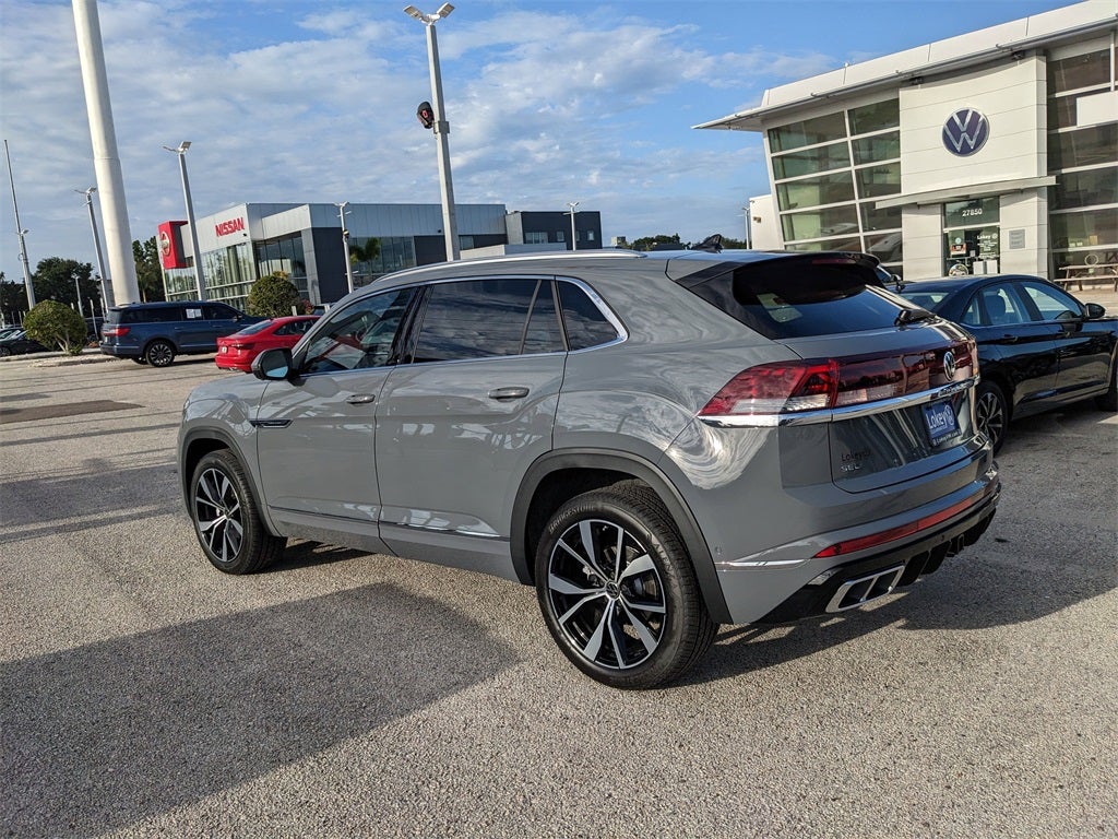 2026 Volkswagen Atlas Cross Sport 2.0T SEL Premium R-Line