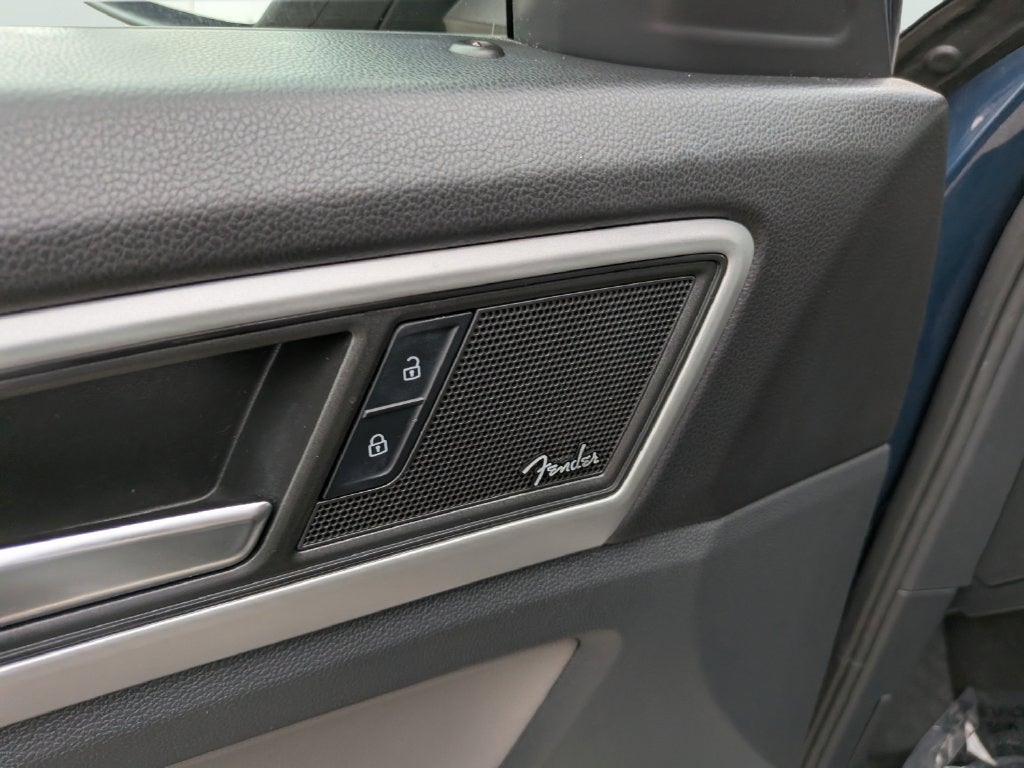 2023 Volkswagen Atlas Cross Sport 3.6L V6 SEL Premium R-Line