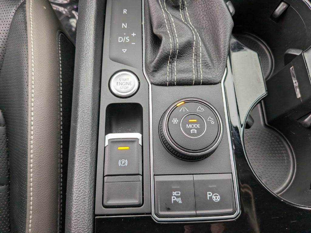 2023 Volkswagen Atlas Cross Sport 3.6L V6 SEL Premium R-Line