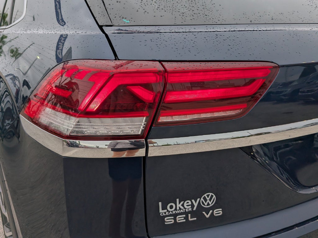 2023 Volkswagen Atlas Cross Sport 3.6L V6 SEL Premium R-Line