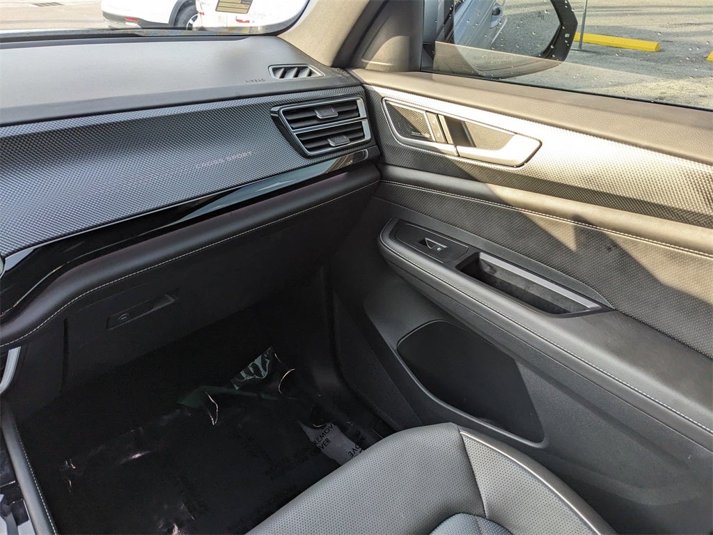 2025 Volkswagen Atlas Cross Sport 2.0T SEL Premium R-Line