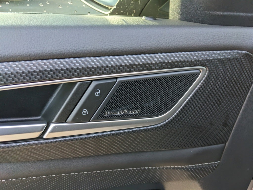 2025 Volkswagen Atlas Cross Sport 2.0T SEL Premium R-Line