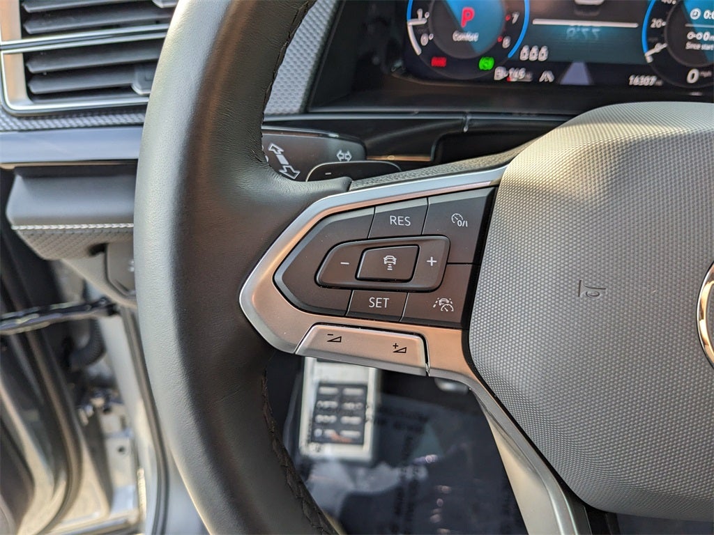 2025 Volkswagen Atlas Cross Sport 2.0T SEL Premium R-Line